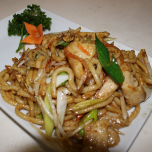 udon sautées au poulet